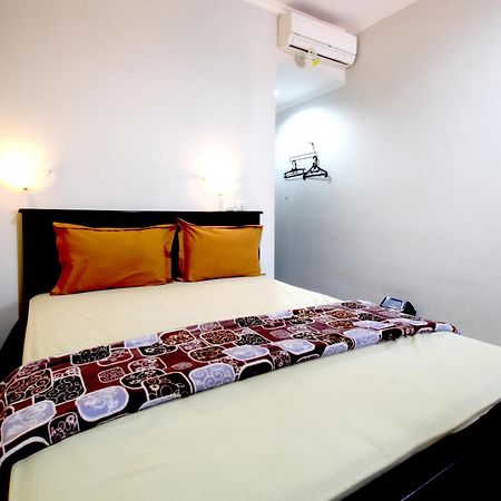 Hotel Elresas Lamongan Ngoại thất bức ảnh